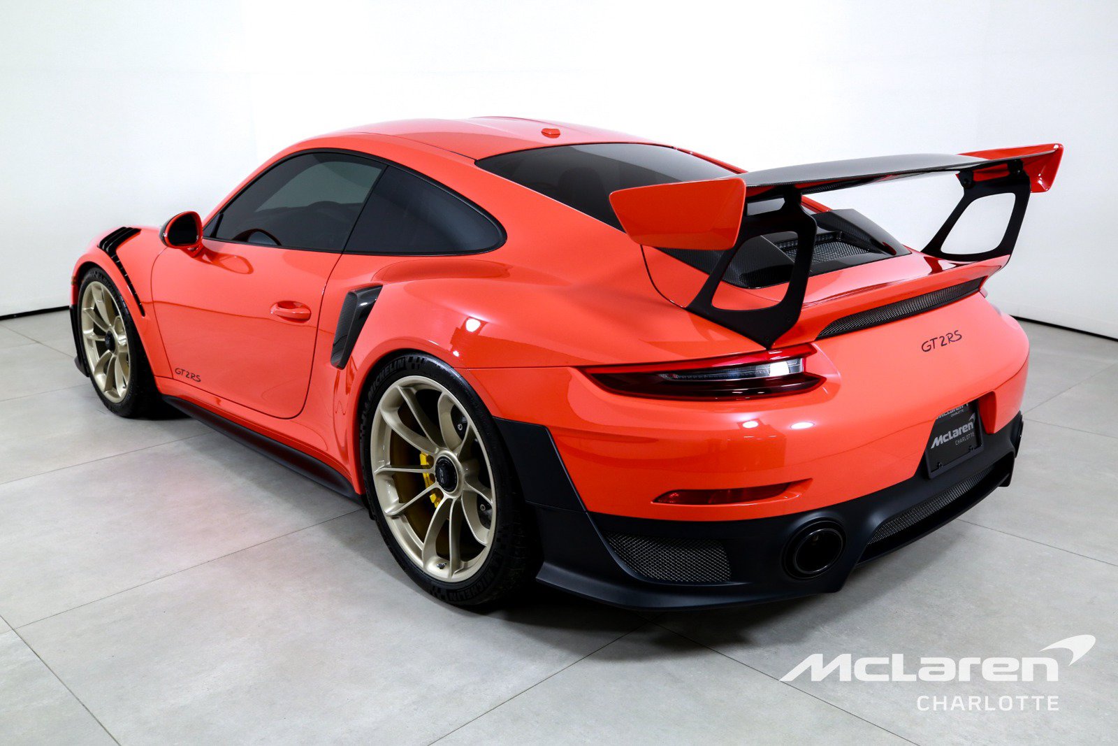Used 2018 Porsche 911 GT2 RS RWD image 6
