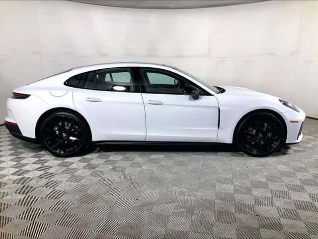 Used 2024 Porsche Panamera 4 image 8