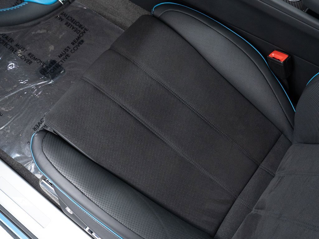 Used 2025 Bentley Bentayga S image 19