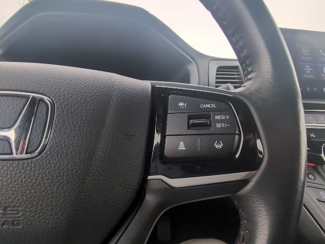 Used 2025 Honda Odyssey Sport-L image 16