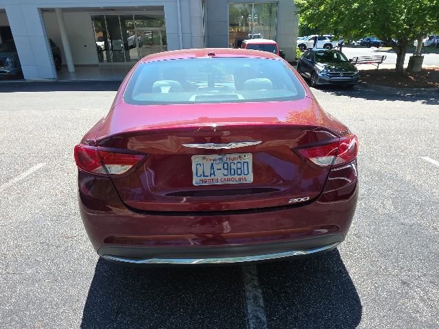 Used 2015 Chrysler 200 Limited w/ Convenience Group FWD image 7