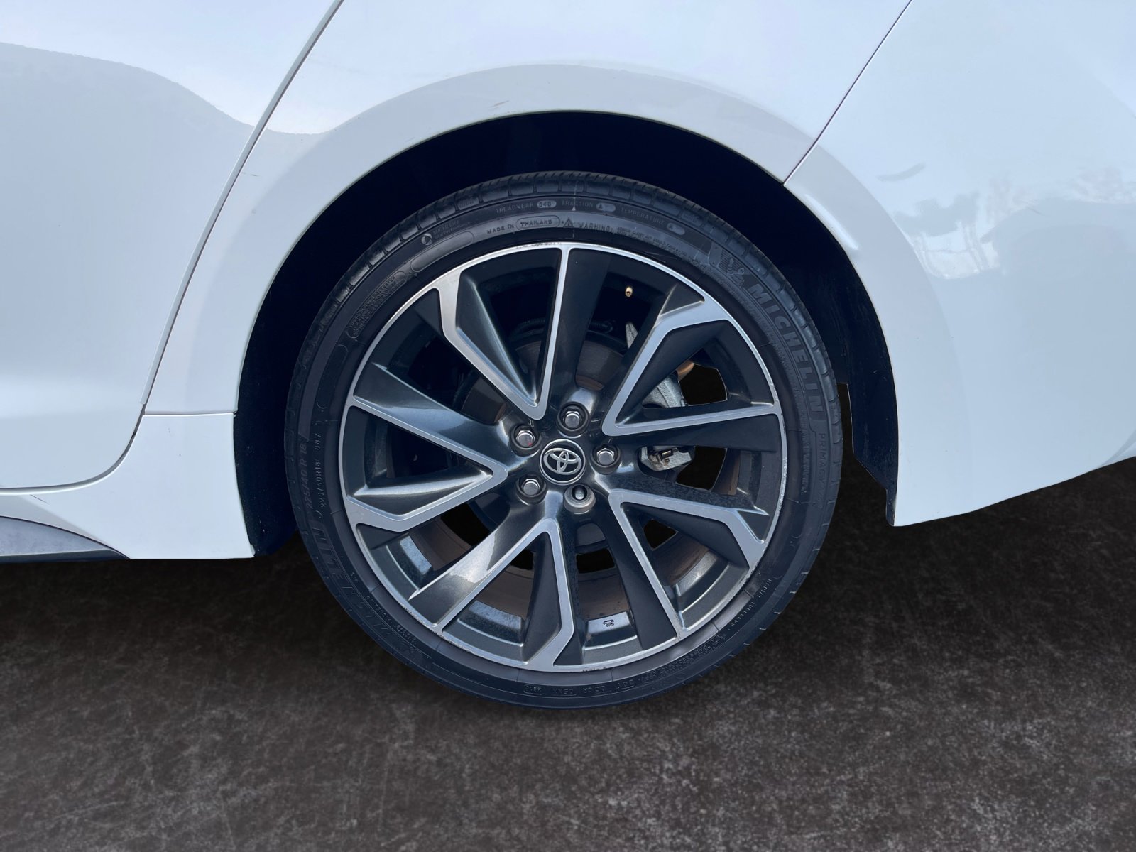 Used 2020 Toyota Corolla SE w/ Carpet Mat Package (TMS) image 14