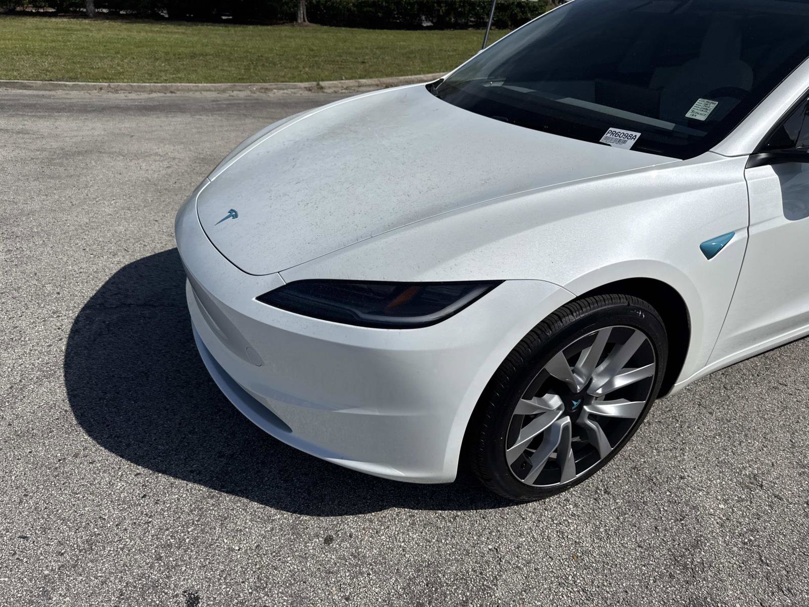 Used 2024 Tesla Model 3 Standard Range image 9