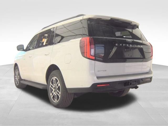 Used 2025 Ford Expedition Active image 8