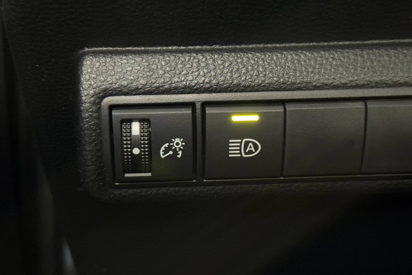 New 2026 Toyota Corolla LE w/ LE Premium Package FWD image 48