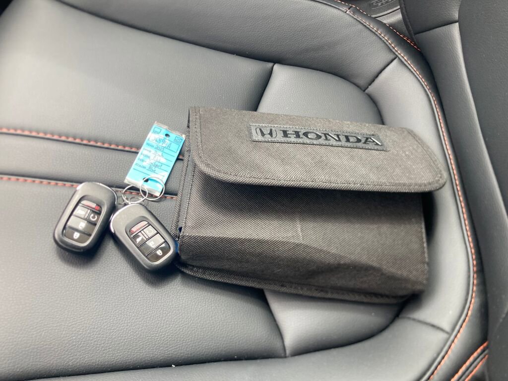Used 2025 Honda Pilot TrailSport image 39