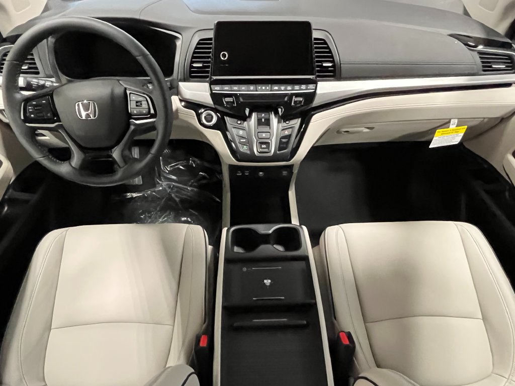 New 2027 Honda Odyssey Touring image 16