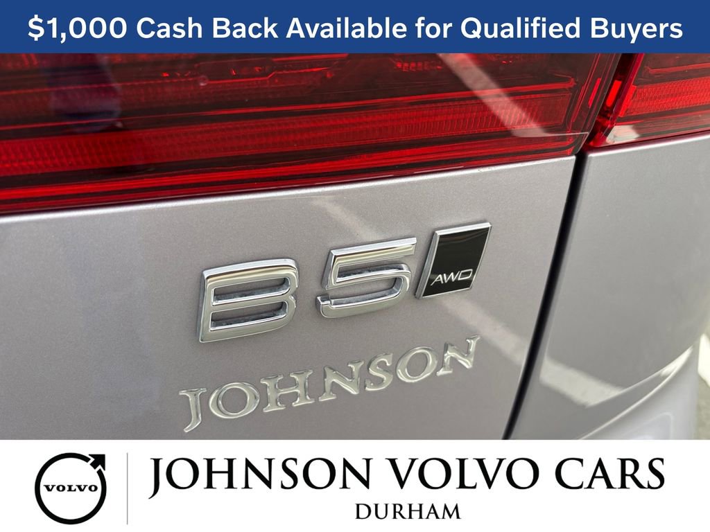 New 2026 Volvo XC60 B5 Plus w/ Protection Package Premier AWD/4WD image 6