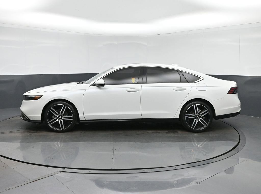 Used 2023 Honda Accord EX image 4
