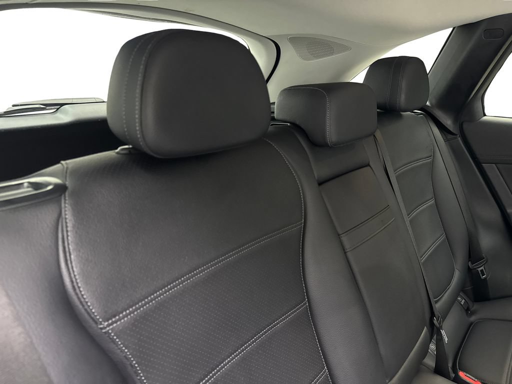 Used 2023 Mercedes-Benz GLC 300 4MATIC image 39