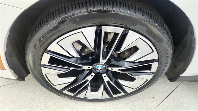 Used 2024 BMW 530i xDrive image 57