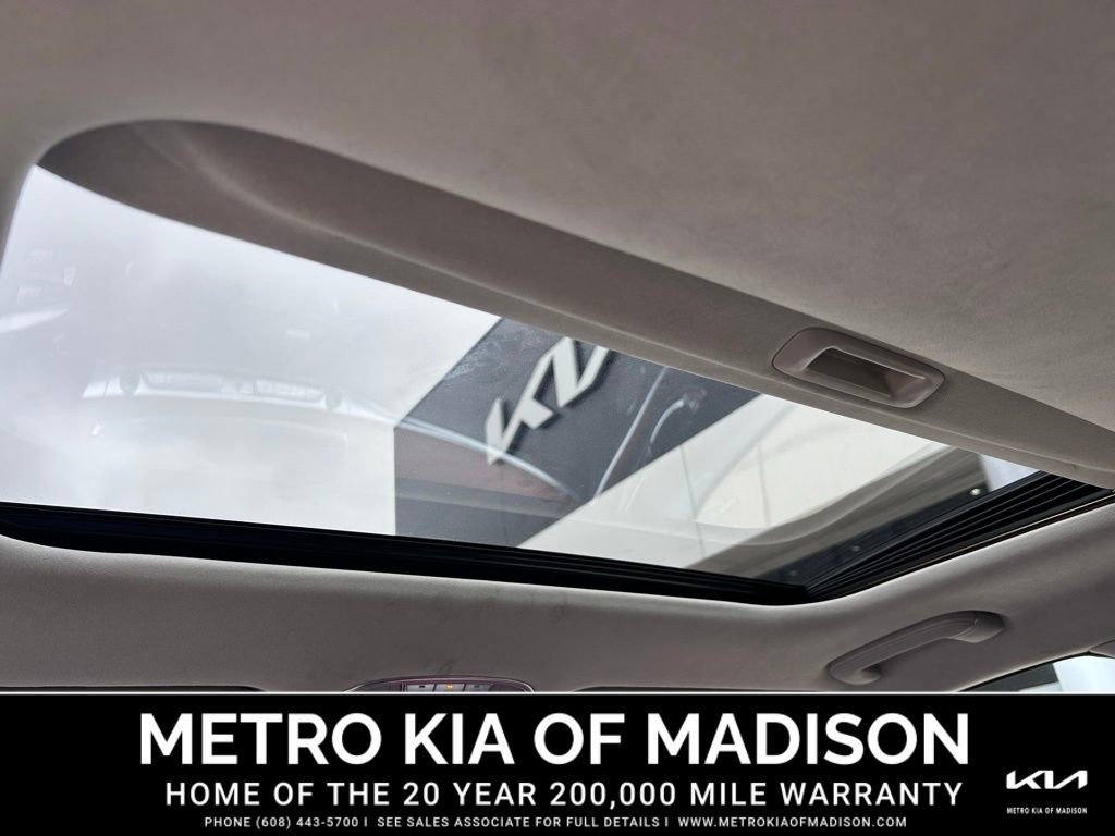 Used 2020 Kia K900 Luxury w/ VIP Package image 40