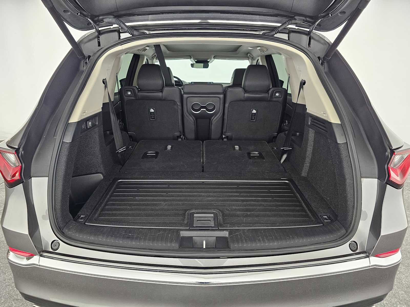 Certified 2025 Acura MDX SH-AWD image 16