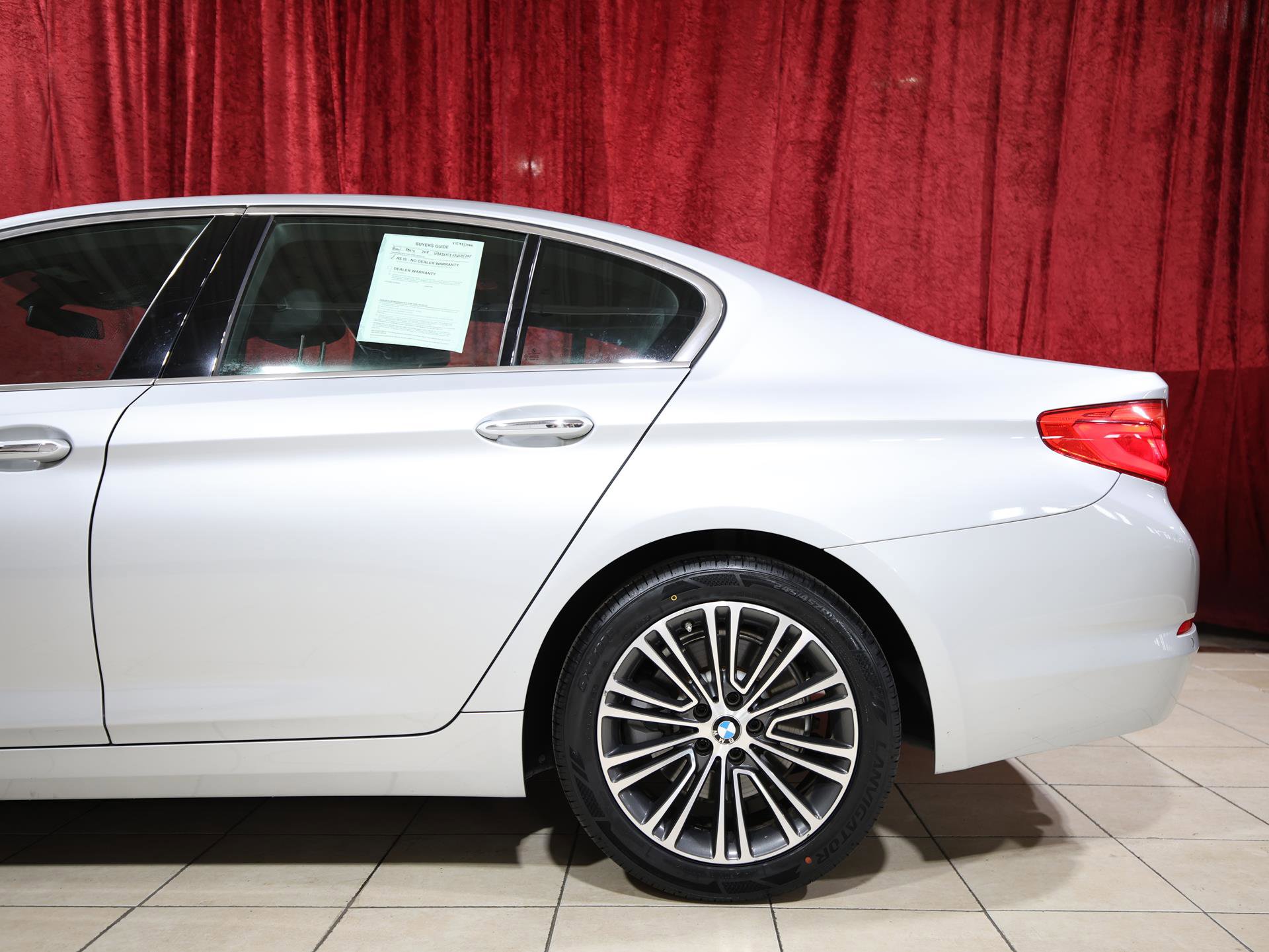 Used 2018 BMW 530i xDrive image 6
