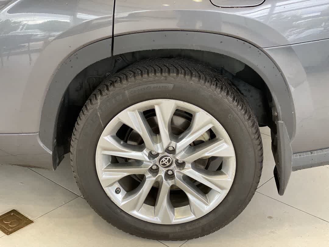 Used 2022 Toyota Highlander Limited AWD/4WD image 13