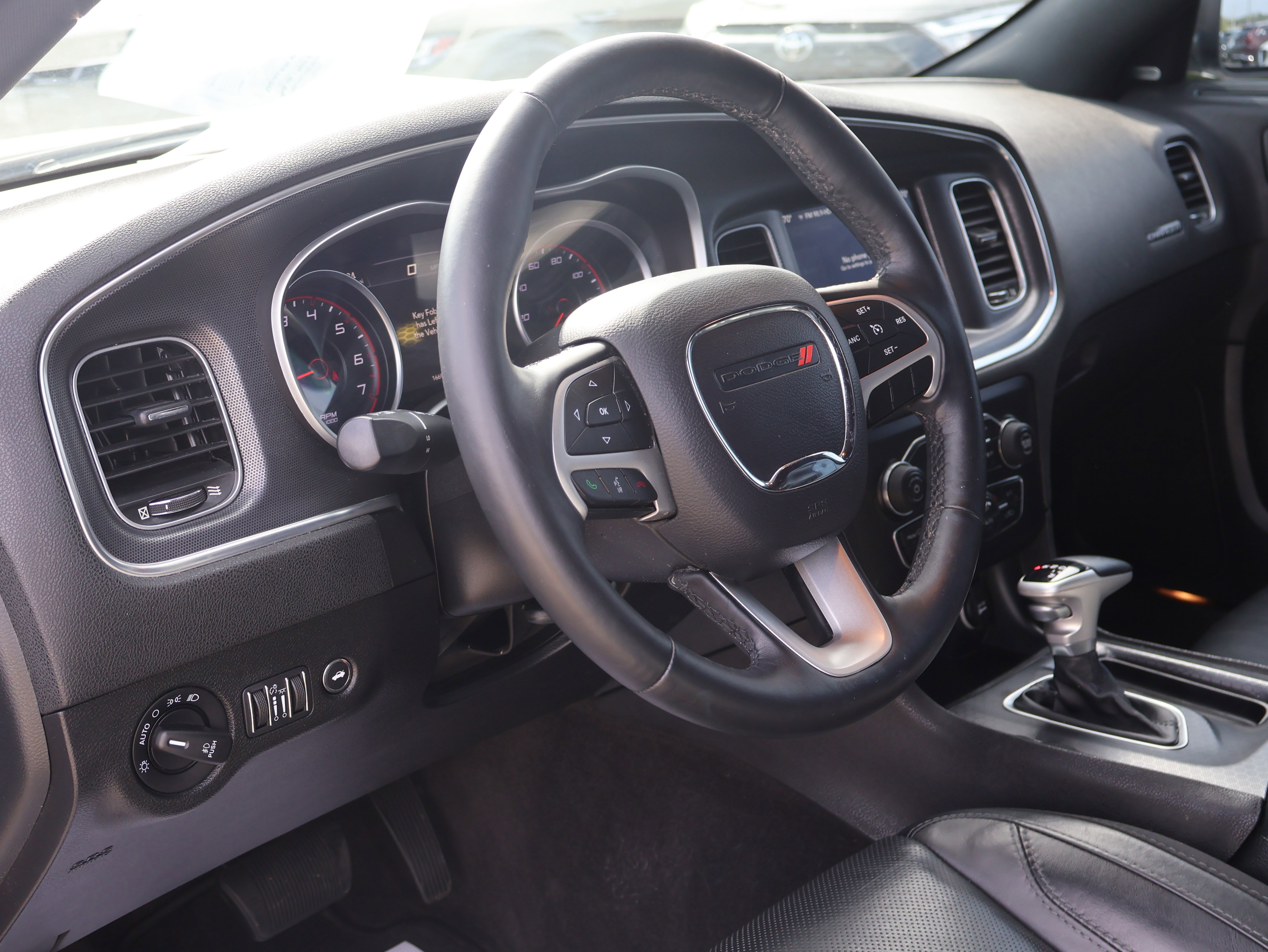 Used 2017 Dodge Charger SXT w/ AWD Plus Group image 22