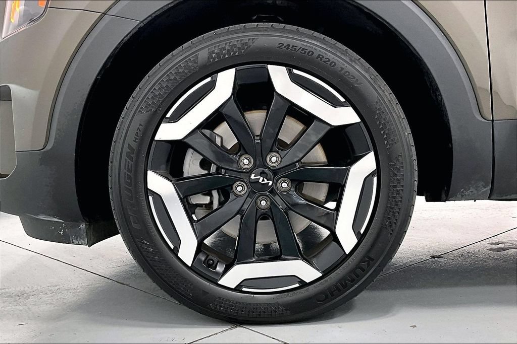 Used 2025 Kia Telluride S FWD image 10