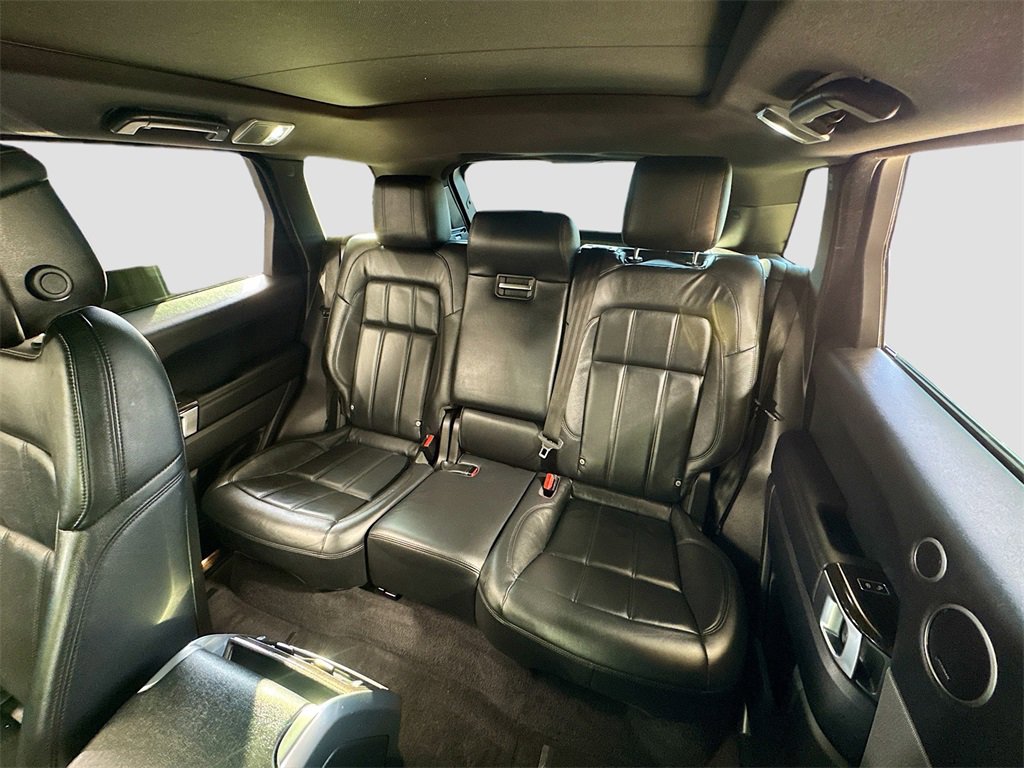 Used 2018 Land Rover Range Rover Sport SE image 13