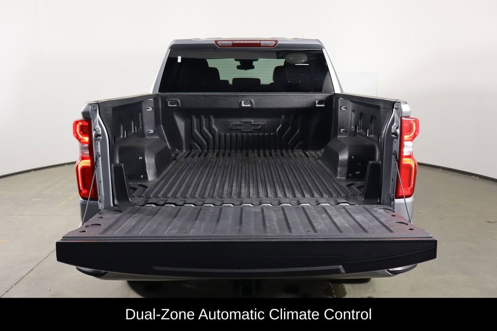 Used 2025 Chevrolet Silverado 1500 RST AWD/4WD image 17
