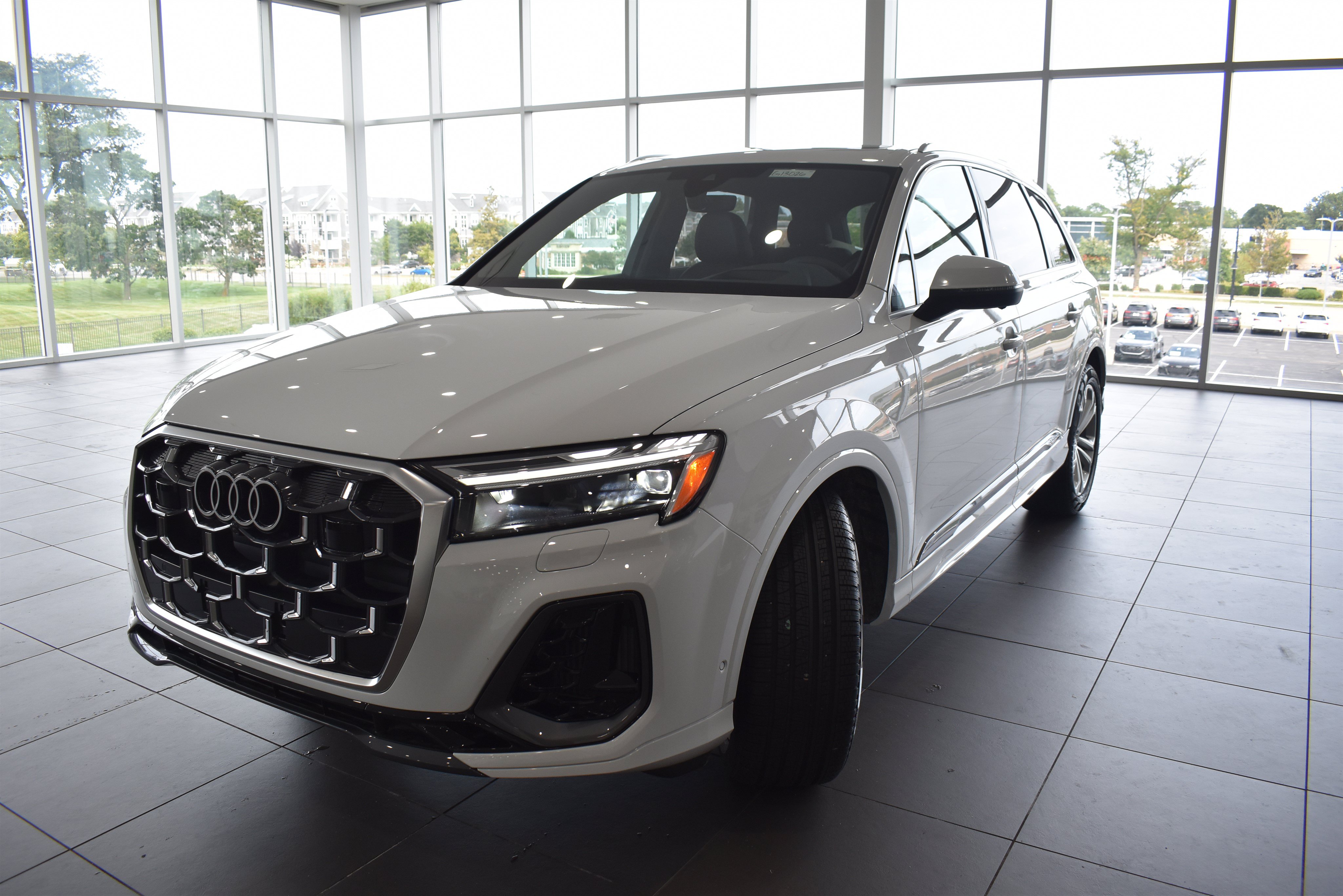 New 2026 Audi Q7 3.0T Prestige AWD/4WD image 3