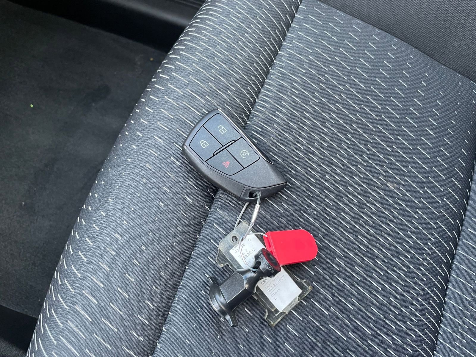 Used 2025 Chevrolet Equinox LT image 22