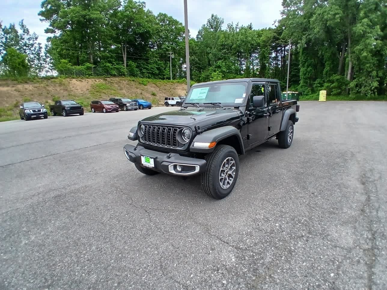 New 2026 Jeep Gladiator Sport AWD/4WD image 6