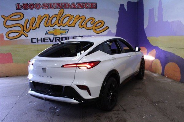 Used 2025 Buick Envista Sport Touring image 4