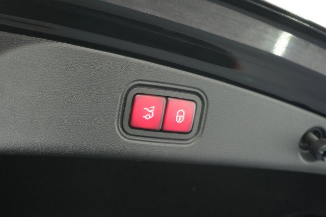 Used 2019 Mercedes-Benz E 450 4MATIC Coupe image 53