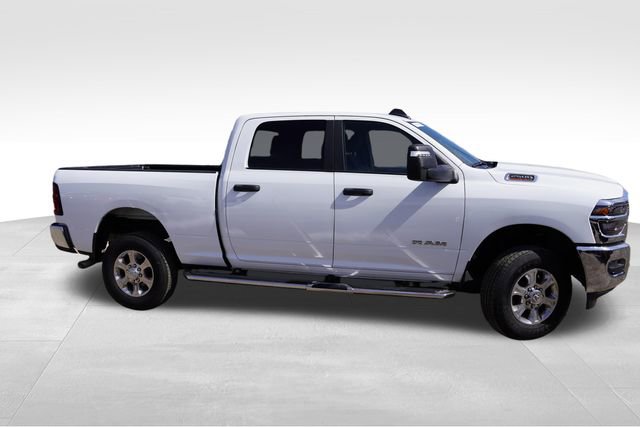 Certified 2026 RAM 2500 Big Horn AWD/4WD image 2