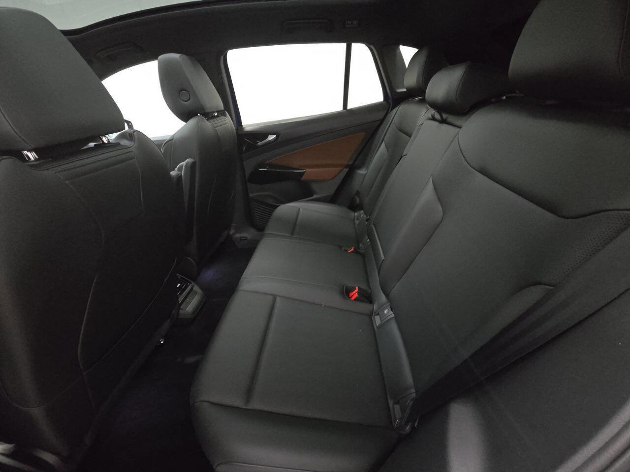 Used 2022 Volkswagen ID.4 Pro S w/ Gradient Package image 13