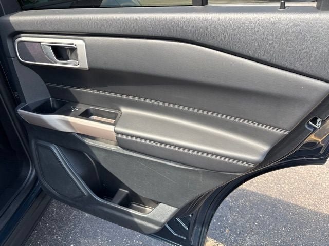 Certified 2023 Ford Explorer XLT w/ Equipment Group 202A AWD/4WD image 11