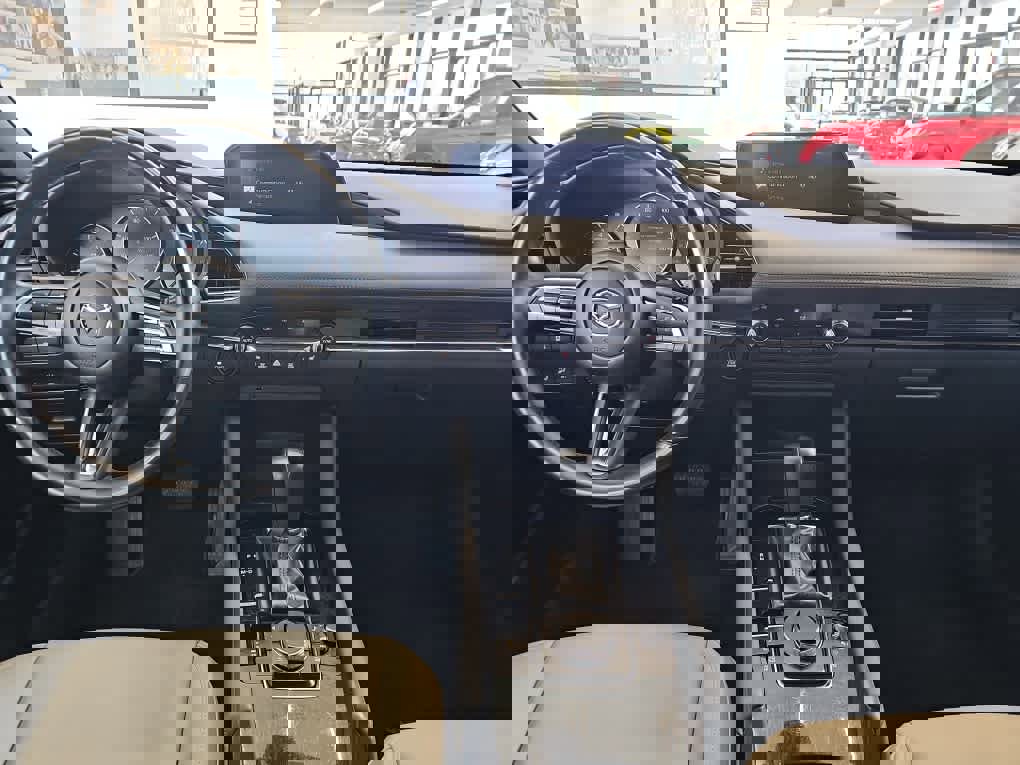 Used 2019 MAZDA MAZDA3 AWD Hatchback w/ Preferred Pkg image 13