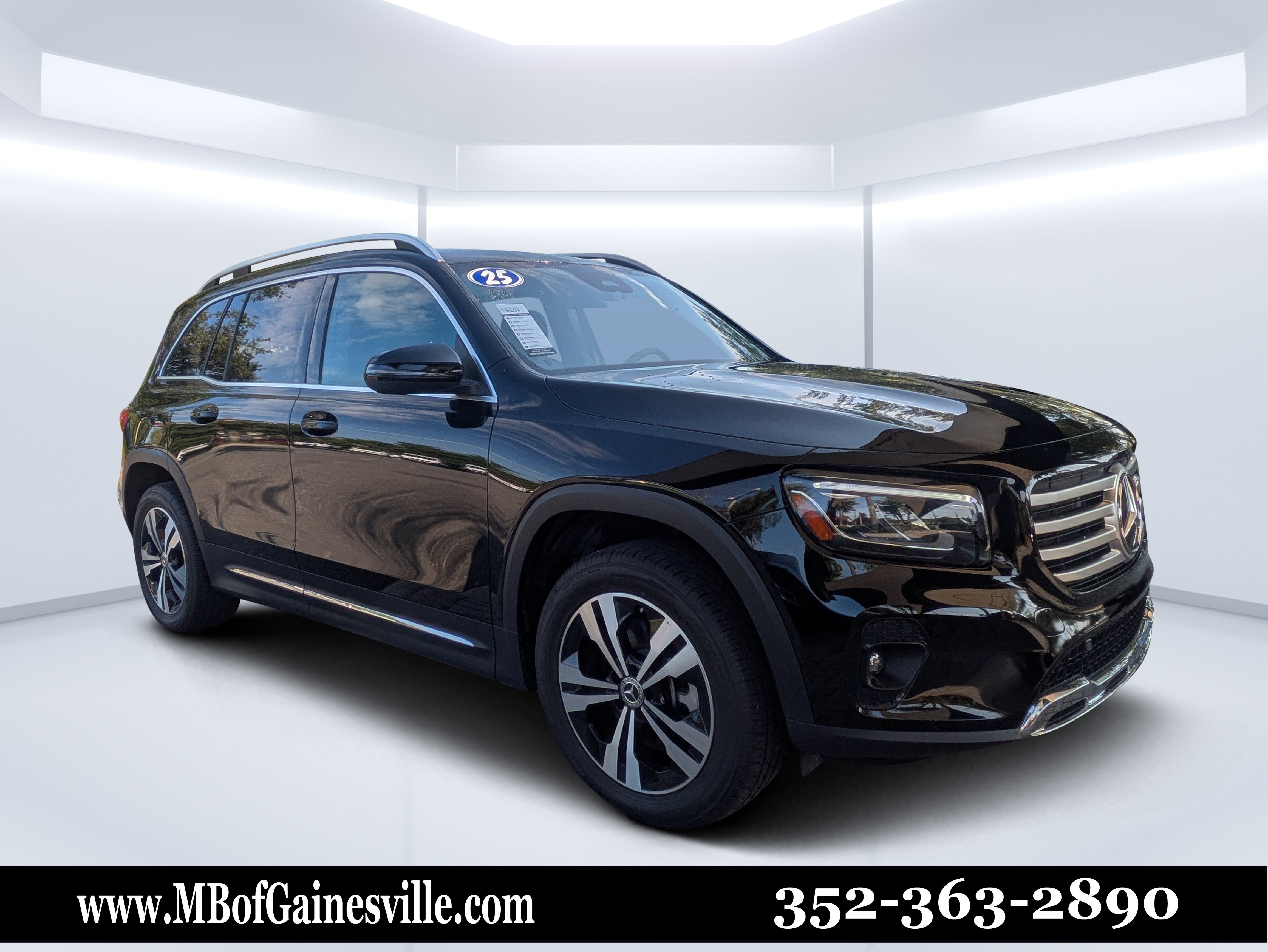 Certified 2025 Mercedes-Benz GLB 250 image 1