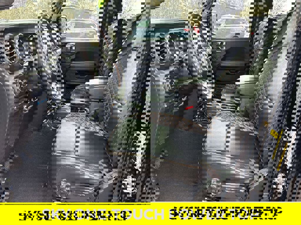 Used 2023 Jeep Wrangler Unlimited Sahara AWD/4WD image 10