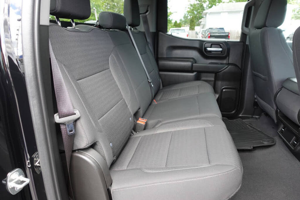 Used 2023 Chevrolet Silverado 1500 Custom AWD/4WD image 32