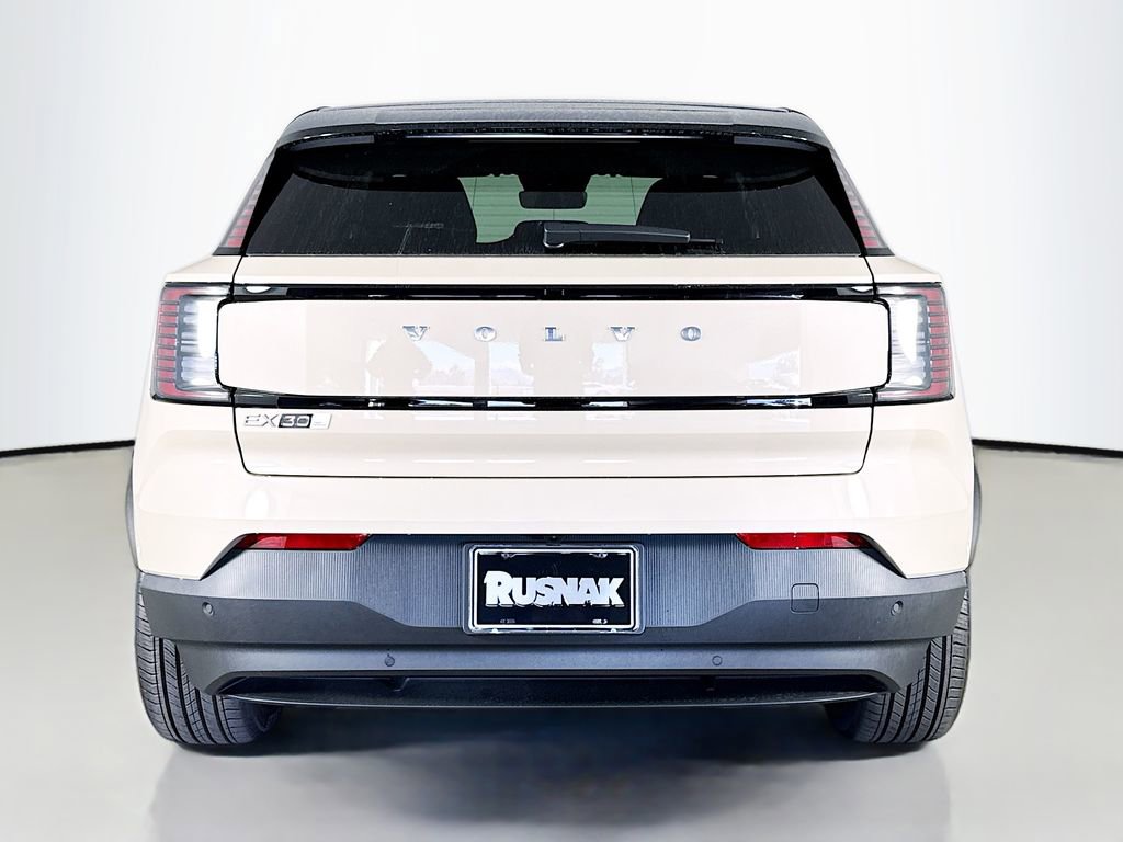 New 2026 Volvo EX30 Ultra w/ Protection Package image 6