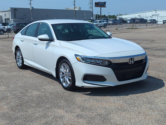 Certified 2018 Honda Accord LX image 3