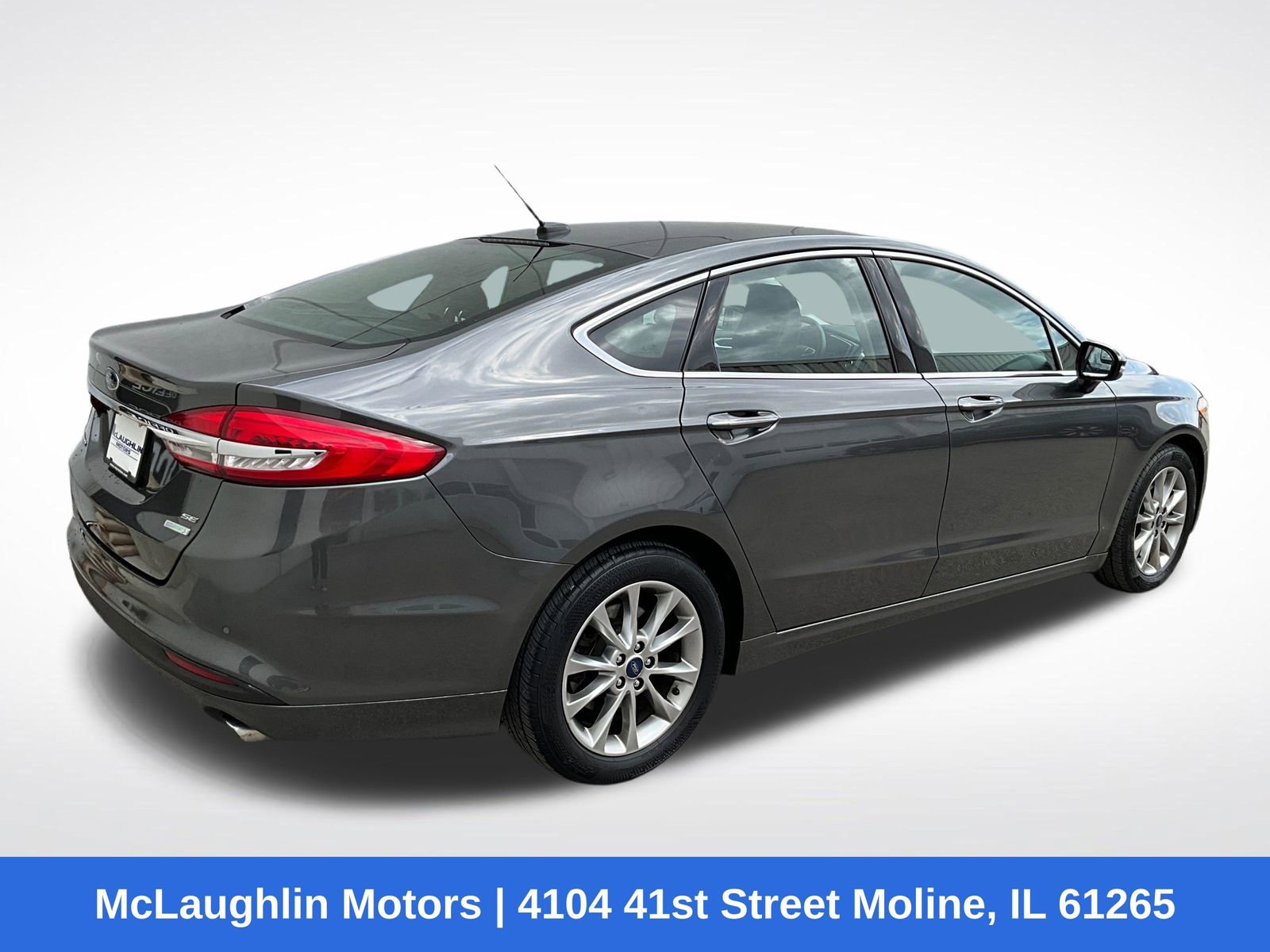 Used 2017 Ford Fusion SE w/ Fusion SE Technology Package FWD image 19
