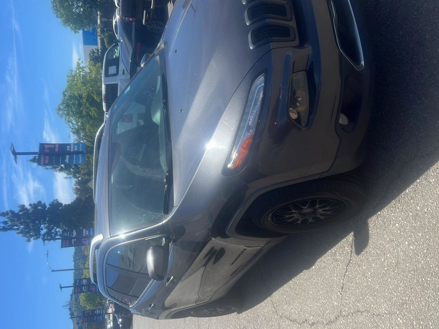 Used 2016 Jeep Cherokee Limited image 3