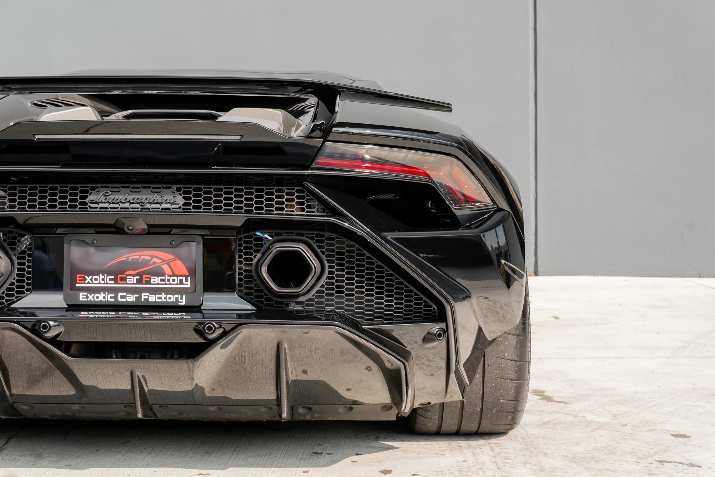 Used 2024 Lamborghini Huracan Tecnica image 47