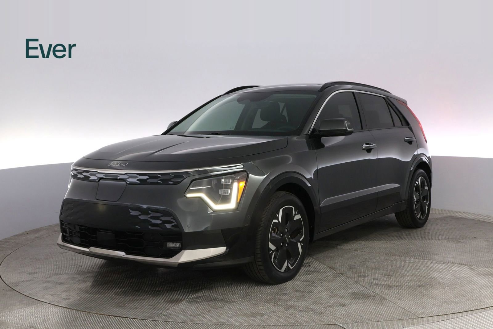 Used 2024 Kia Niro Wave image 2