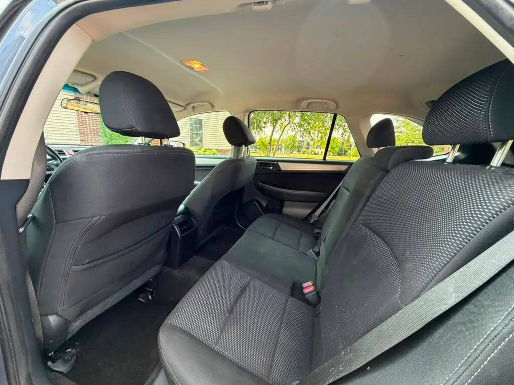 Used 2015 Subaru Outback 2.5i Premium AWD/4WD image 7