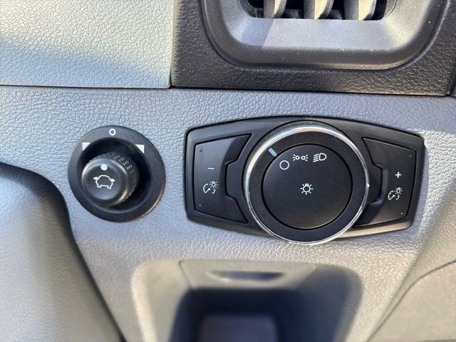 Used 2018 Ford Transit 350 XL image 42