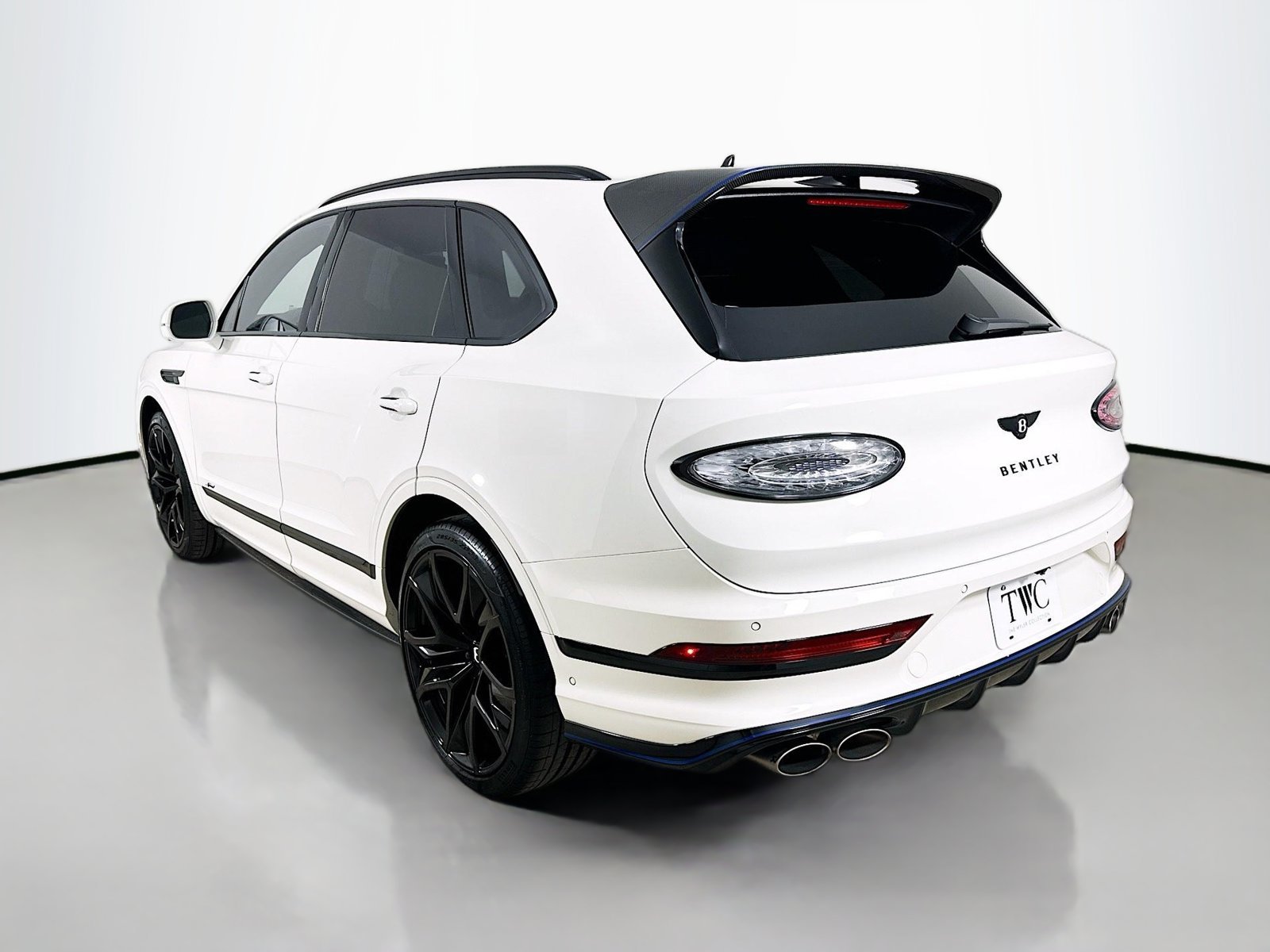 New 2026 Bentley Bentayga Speed AWD/4WD image 3