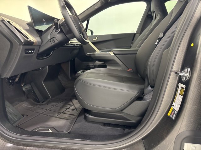 Used 2025 BMW iX xDrive50 w/ Sport Package image 14
