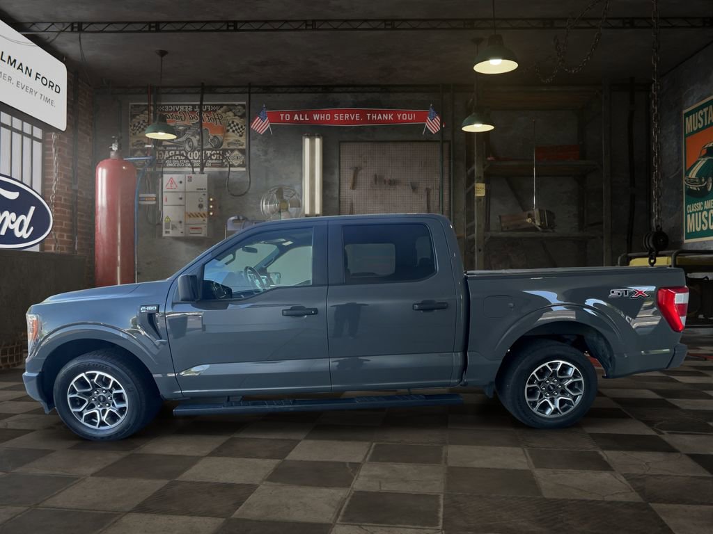 Used 2021 Ford F150 XL w/ STX Appearance Package RWD image 3