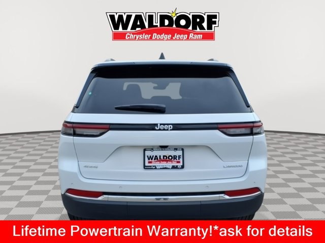 New 2025 Jeep Grand Cherokee 4WD image 4