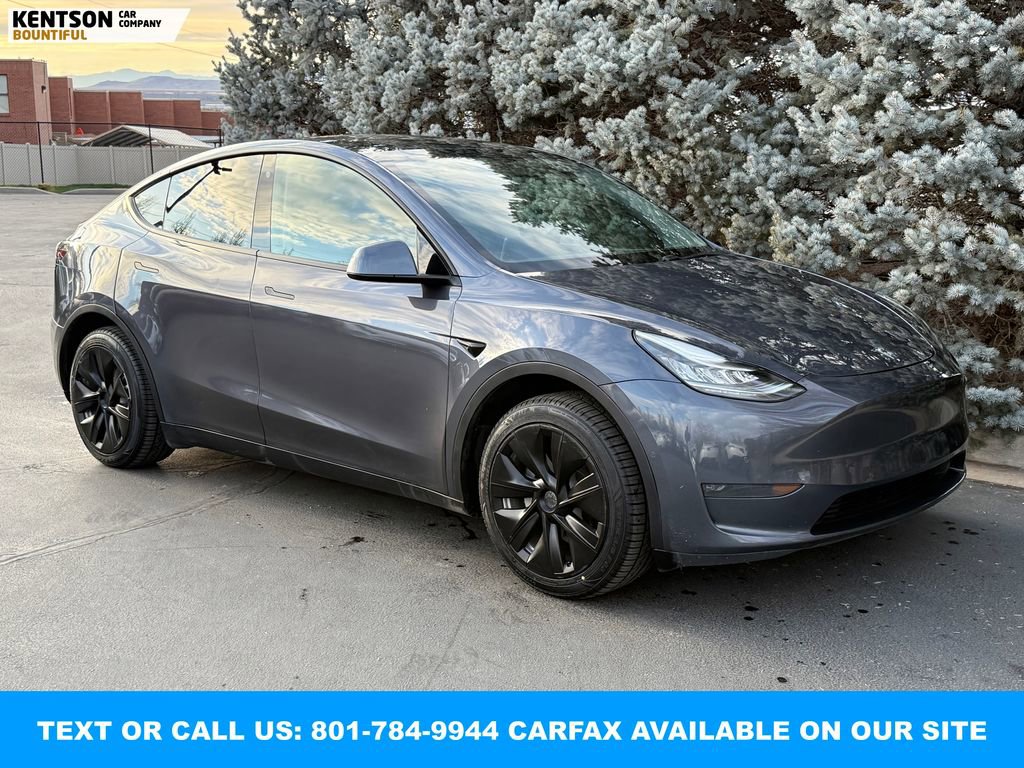 Used 2020 Tesla Model Y Long Range image 11