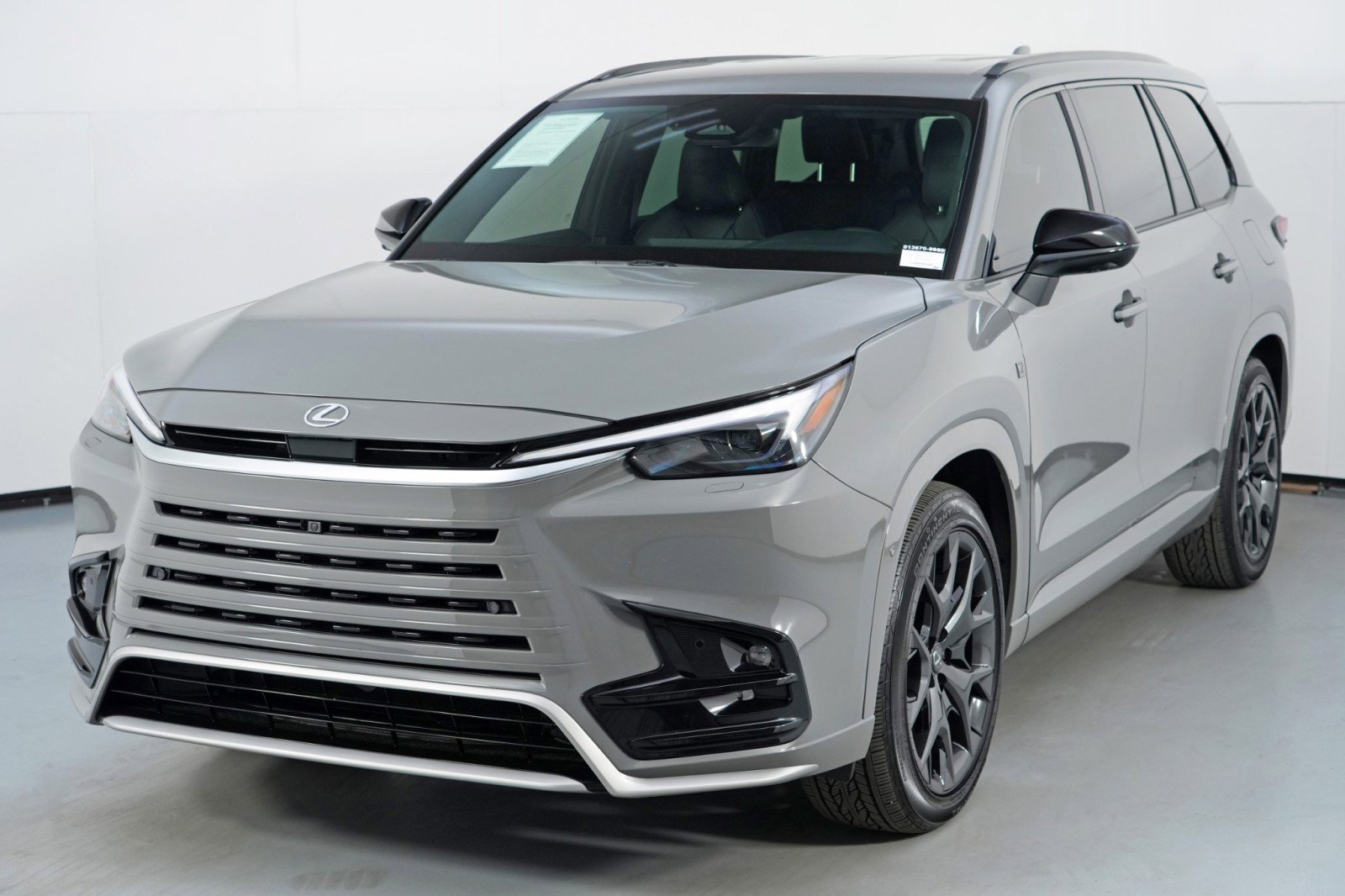Used 2025 Lexus TX 500h AWD w/ Technology Package image 49
