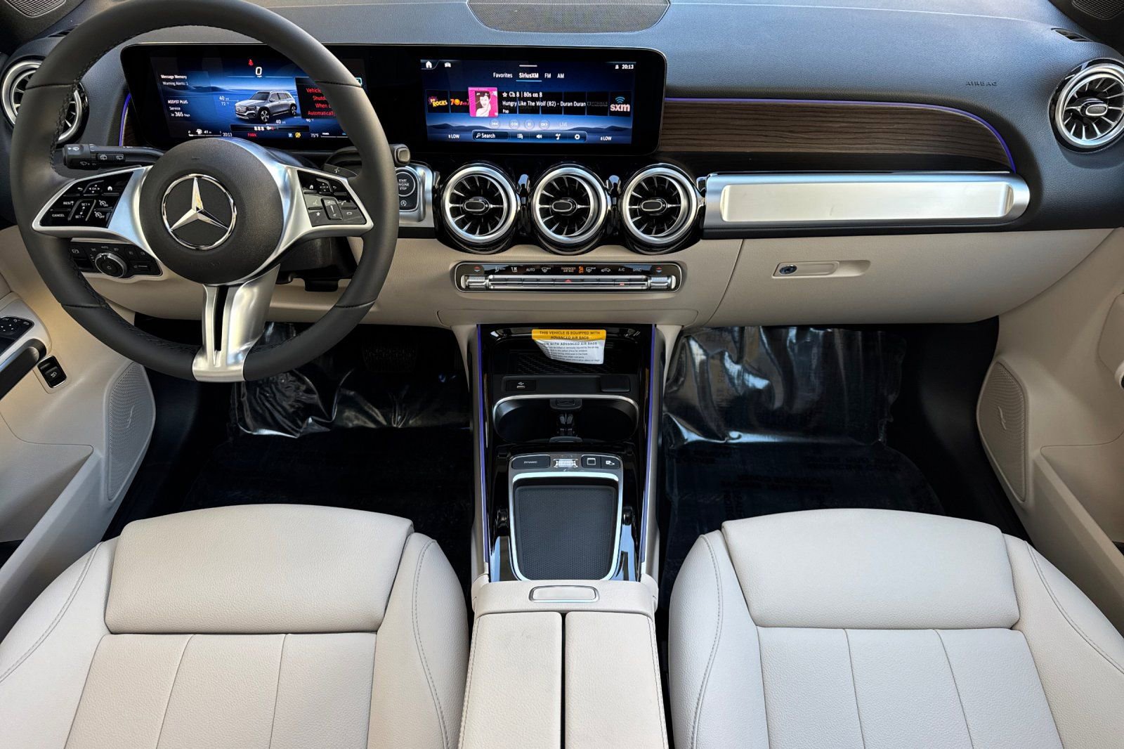 New 2026 Mercedes-Benz GLB 250 image 3